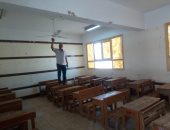 رئيس مدينة سفاجا : ملتزمون بتطبيق الإجراءات الاحترازية فى المدارس (صور)