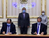 رئيس الوزراء يشهد اتفاقية تسوية بين الهيئة العامة للطرق والكباري والشركة المصرية للاتصالات