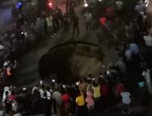 بدء أعمال إصلاح الهبوط الأرضى بشارع ٤٥ بالإسكندرية  .. فيديو 