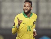 نيمار يحقق رقما قياسيا جديدا ويتخطى رونالدو فى سجل هدافى منتخب البرازيل