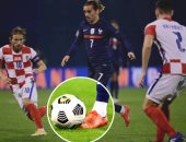 الحالة جريزمان.. لماذا يتألق مع منتخب فرنسا ويلا يجد نفسه فى برشلونة؟