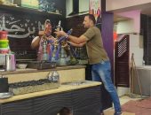 غلق مقاهى تقدم الشيشة للمواطنين بحى شمال الجيزة.. صور