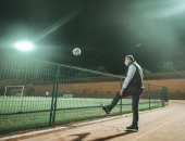 ليت الخطيب يعود يوما.. "بيبو" يغازل الكرة فى مران الأهلى بالمغرب 