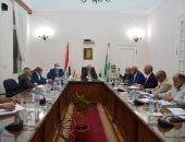 محافظ الجيزة يوجه بإنهاء مشروعات مياه الشرب والصرف الصحى