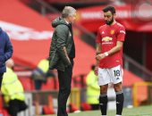 برونو فيرنانديز ينفى خلافه مع سولشاير مدرب مانشستر يونايتد 