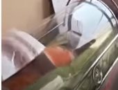 "لسه ليه عمر".. رجل يستيقظ بعد وضعه 20 ساعة فى ثلاجة الموتى .. فيديو
