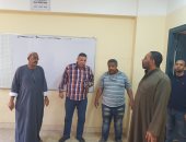رئيس مدينة إدفو بأسوان يتفقد المدارس للتأكد من استعدادها للعام الدراسى الجديد