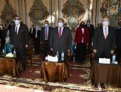 رئيس جامعة حلوان يشهد حفل استقبال الطلاب فى أول أيام الدراسة.. صور 