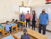 محافظ دمياط تشدد على تطبيق الإجراءات الإحترازية و ارتداء الكمامة