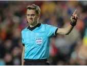 كليمان توران حكماً لقمة لاتسيو ودورتموند فى دوري أبطال أوروبا