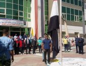 جامعة بنى سويف تبدأ العام الدراسى الجديد بتحية العلم وسط إجراءات احترازية