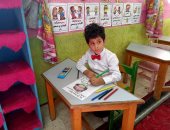 الأطفال يرسمون الكمامات ويشرحون لمحافظ كفر الشيخ فوائدها وطرق الوقاية من كورونا.. صور