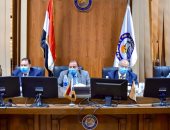 رئيس جامعة بنى سويف يترأس لجنة اختيار القيادات الإدارية الجديدة للكليات