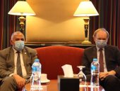 وزير الرى يستقبل سفير الاتحاد الأوروبى على هامش أسبوع القاهرة للمياه