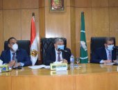 محافظ المنيا يرفع درجة الاستعداد ويوجه بتفعيل غرفة الازمات تحسبا للتقلبات الجوية