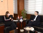 وزيرة التخطيط تستقبل السفير البريطانى بمصر لمناقشة تعزيز التعاون المشترك 