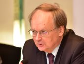 سفير الاتحاد الأوروبى بالقاهرة: نقوم بدور المراقب فى مفاوضات سد النهضة.. وقمة "مصر واليونان وقبرص" تؤكد التعاون من أجل التنمية.. نستفيد بخبرات المصريين فى مجالات المياه و3 مليارات يورو استثماراتنا بمصر  