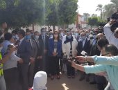 4 وزراء يفتتحون مدرسة عرب بخواج الإعدادية بسوهاج .. صور