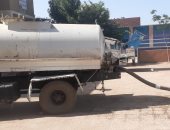 نشر سيارات شفط المياه بالجيزة وتجهيز أماكن للإيواء استعدادا للأمطار.. صور