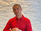 رونالدو يتخلى عن شعره ويظهر بـ"نيو لوك" بعد إصابته بكورونا