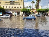 قارئ يشارك بصور لغرق مدينة رشيد بكفر الشيخ بالمياه نتيجة سقوط الأمطار