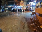 شفط مياه الأمطار بمدينة بلطيم فى كفر الشيخ.. صور وفيديو