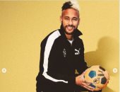 نيمار يحتفل بعيد ميلاد بيليه بطريقة خاصة على إنستجرام.. صور