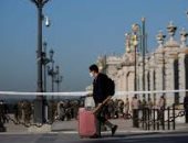 سلالة كورونا الجديدة تنتشر فى إسبانيا.. الأندلس تسجل 5 حالات ووفاة 4.. دعوات لرئيس الحكومة بتكثيف التدابير الوقائية.. خبراء: تنتشر أسرع من الأصلى بنسبة 70%.. وتقرير: نصف العالم يغلق أبوابه بوجه المملكة المتحدة