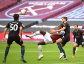 وست هام يتقدم على مانشستر سيتي بمقصية رائعة من أنطونيو.. فيديو