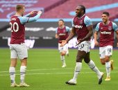 وست هام يتقدم على مانشستر سيتي بهدف رائع في الشوط الأول.. فيديو