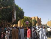 الطوابير تمتد أمام لجان انتخابات النواب فى الأقصر.. صور