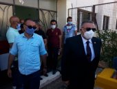 محافظ البحر الأحمر يتفقد سير العملية الانتخابية بلجان الغردقة.. صور