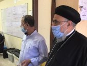 وكيل البطريركية السابق وراعى كنيسة العذراء بالإسكندرية يدلى بصوته بالانتخابات