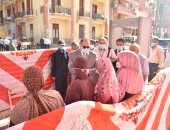 إقبال من المواطنين وكبار السن على اللجان الانتخابية بحي شرق وغرب أسيوط.. صور