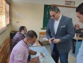 نقيب الإعلاميين يدلي بصوته في انتخابات النواب: يعكس قوة وقدرة الدولة      