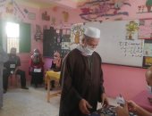 محافظ الوادى الجديد يؤكد انتظام عملية الاقتراع باللجان دون أي معوقات