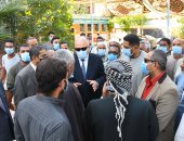 محافظ قنا يتابع انتظام العملية الانتخابية فى ثانى أيام التصويت.. صور