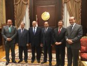 القضايا الاقتصادية على مائدة لقاء رئيس الشيوخ مع وفد جامعة الدول العربية