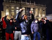 صور.. مظاهرات فى إيطاليا احتجاجا على القيود المفروضة للحد من كورونا