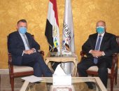 وزير النقل يبحث الاستفادة من التجربة السويدية فى خفض حوادث الطرق