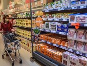 استطلاع: ثلثا الإيطاليين غيروا عاداتهم فى التسوق بسبب كورونا