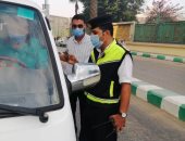 محافظ الشرقية يعلن تغريم 121 سائق لعدم الإلتزام بإرتداء الكمامة الواقية