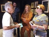 ليلى علوى وإلهام شاهين وبوسى شلبى فى زيارة لمعرض أنسى أبوسيف بمهرجان الجونة