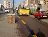 صور.. حملة لرفع تراكمات القمامة بشوارع المحلة فى الغربية