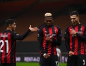 ميلان يتخطى براج التشيكى بثلاثية ويتصدر مجموعته بالدوري الأوروبي.. فيديو
