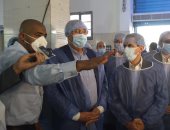 وزير الزراعة يتفقد مركزى تجميع الألبان بمركز قطور فى الغربية.. صور