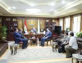 محافظ كفر الشيخ يتابع اللمسات النهائية للمراكز التكنولوجية الجديدة