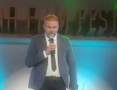 الهضبة فى الجونة.. عمرو دياب يشعل أجواء ختام المهرجان