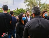 نيفين القباج ومايا مرسى تشاركان فى تشييع جثمان فرخندة حسن