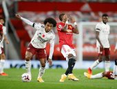 أرسنال ضد مان يونايتد.. الننى على دكة الجانرز وكافانى يقود هجوم الشياطين